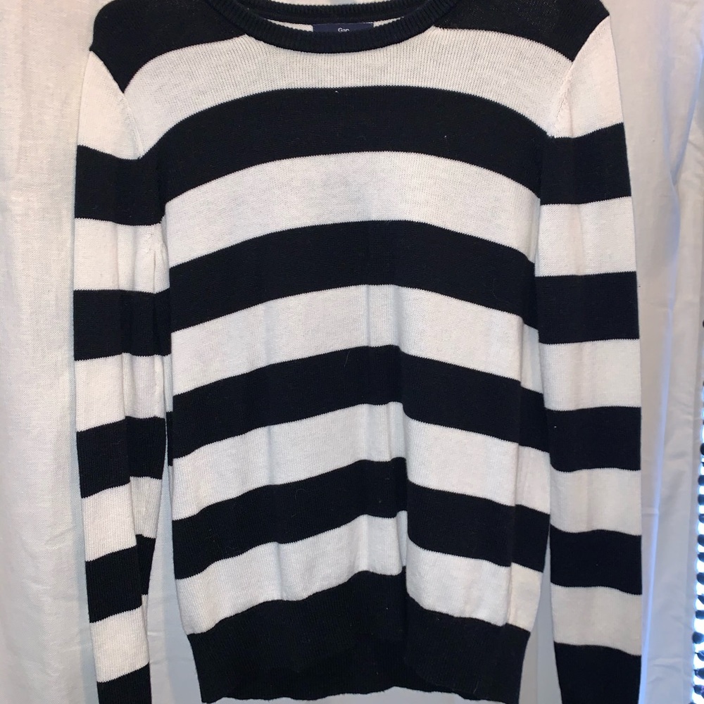 Gap Sweater